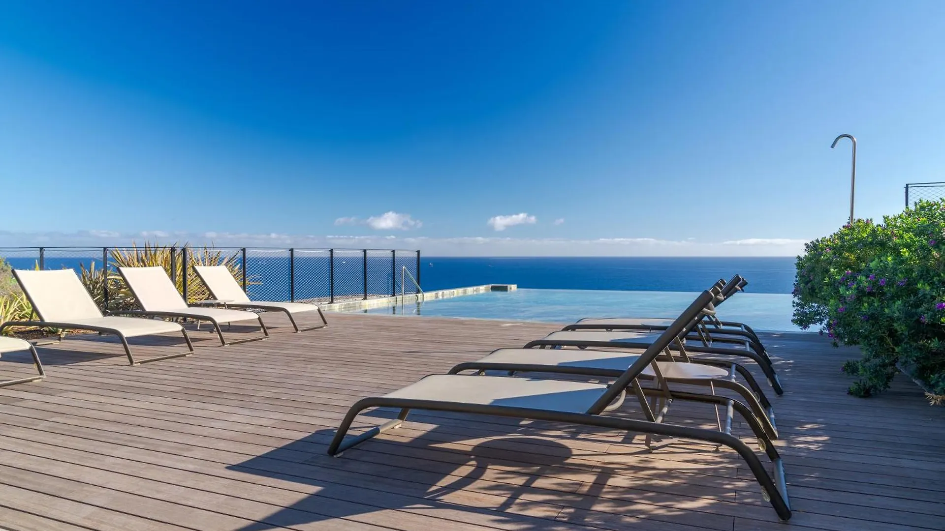 Rjs Savoy Monumentalis By Holiday Rental Madeira Funchal